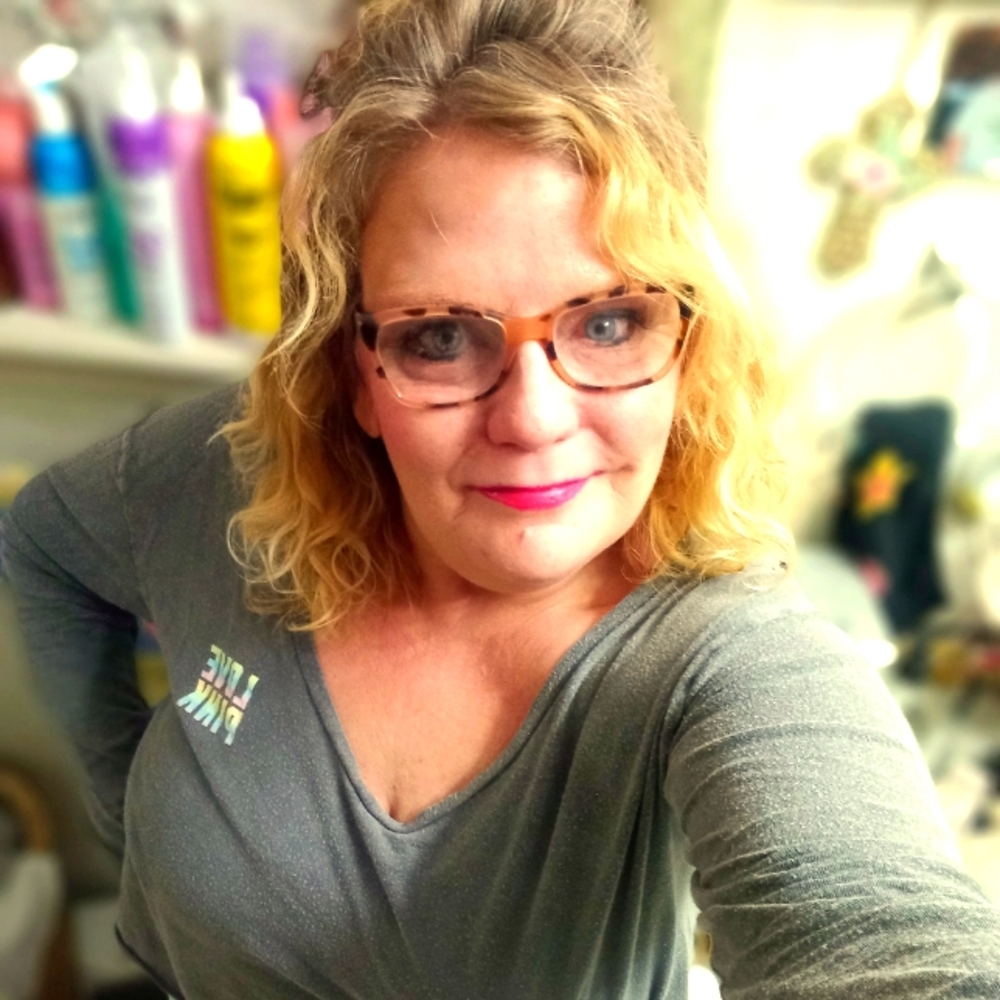 Meet your Posher, Ginny
